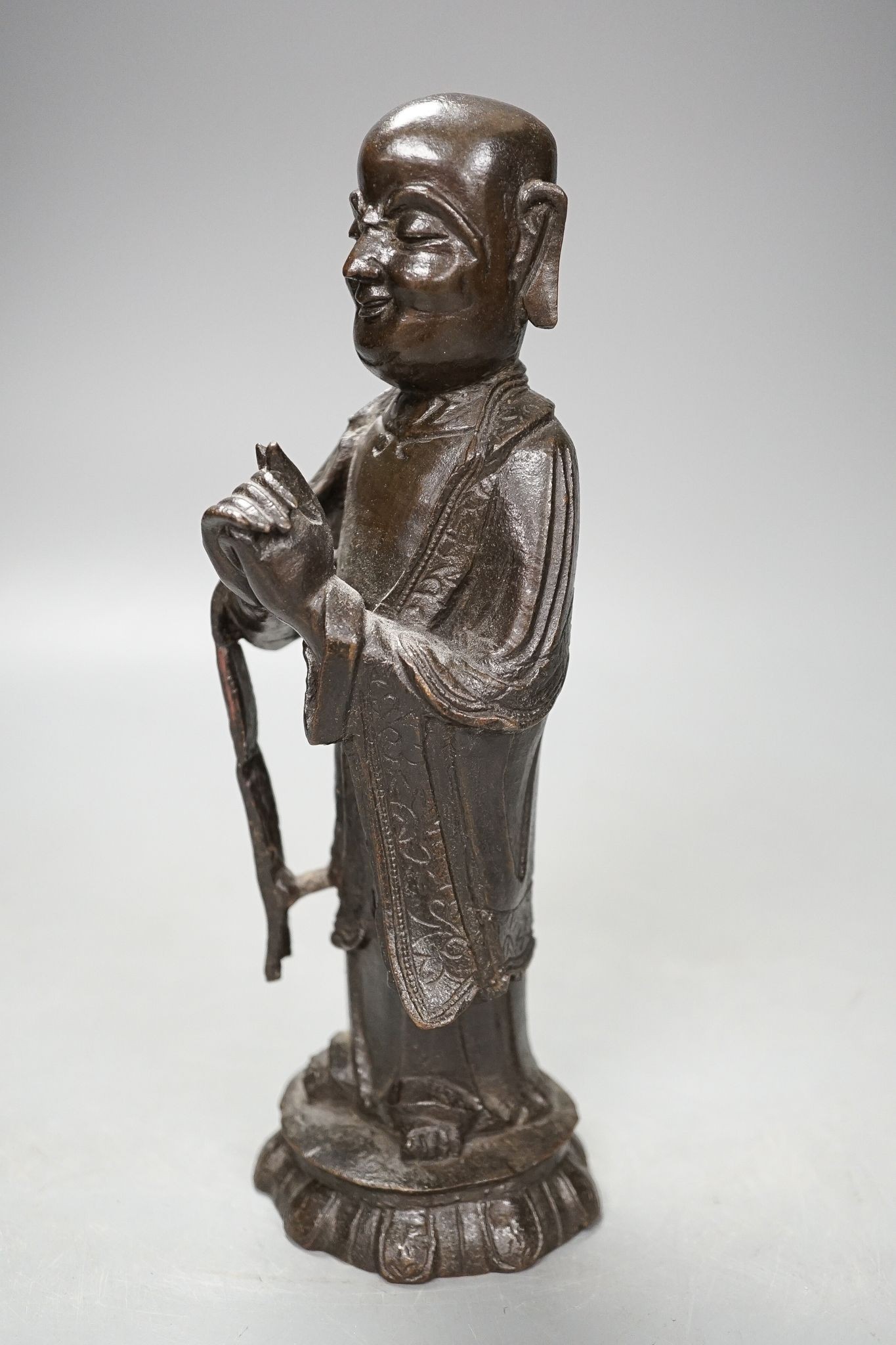 A Chinese famille rose bottle vase, Daoguang period, height 31cm
